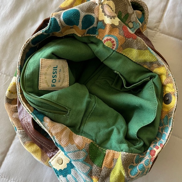 Fossil Canvas Multi-Pattern Shoulder Bag Medium - Picture 10 of 10